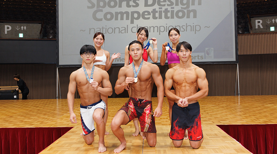 大阪リゾート＆スポーツ専門学校 スポーツデザインコンペティション ボディメイクコンテスト大阪学校内予選大会当日の表彰風景③