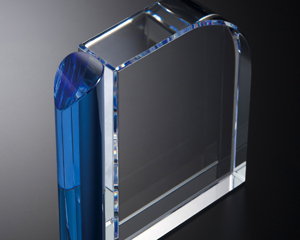 美しいマリンブルーガラスを使用したクリスタル表彰楯 JA-AK-1505