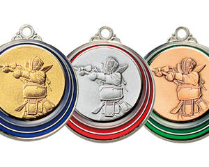 剣道大会用表彰メダルのカラフルなカラーが特徴的