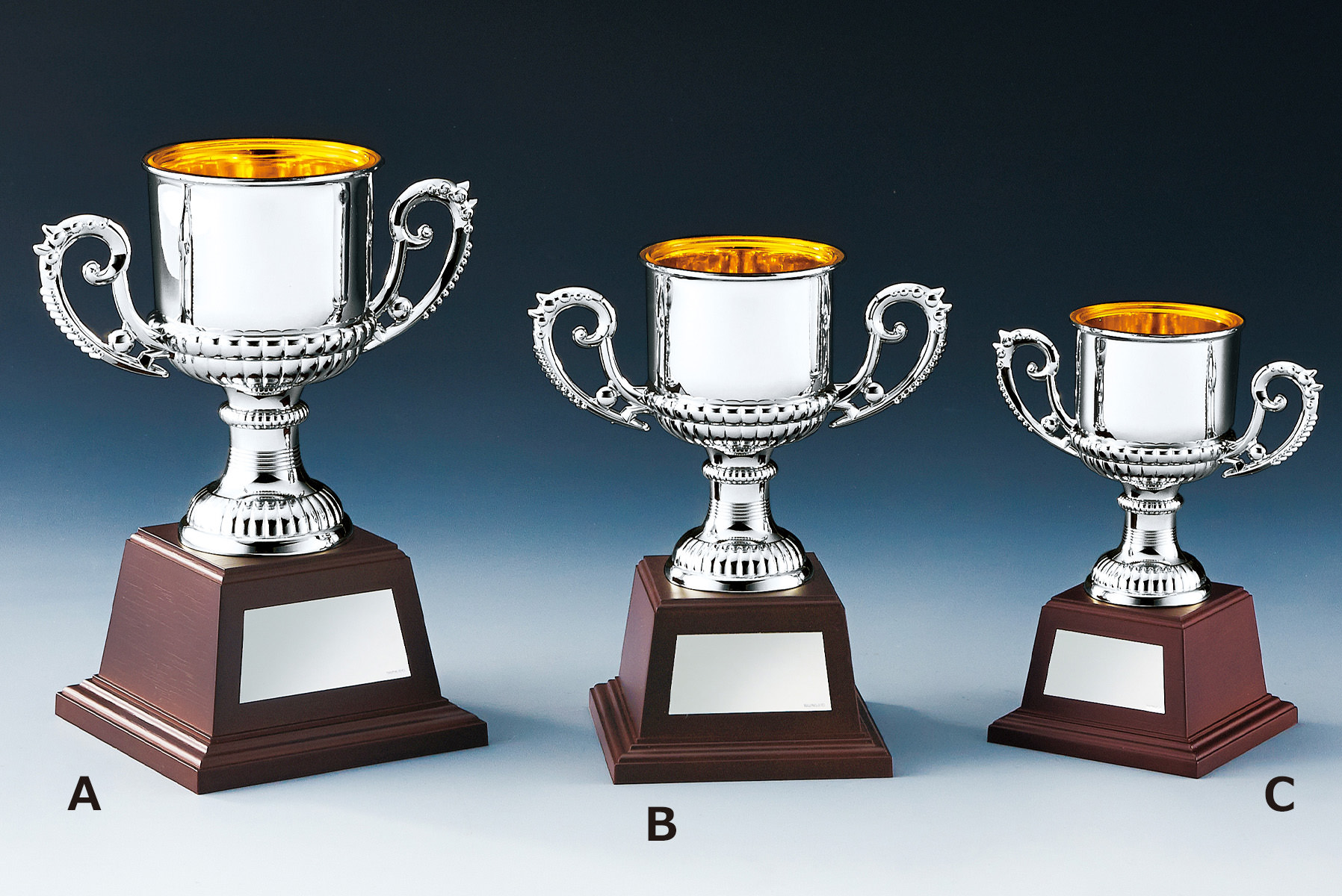 低価格な樹脂製シルバー優勝カップ JS-NO-4775