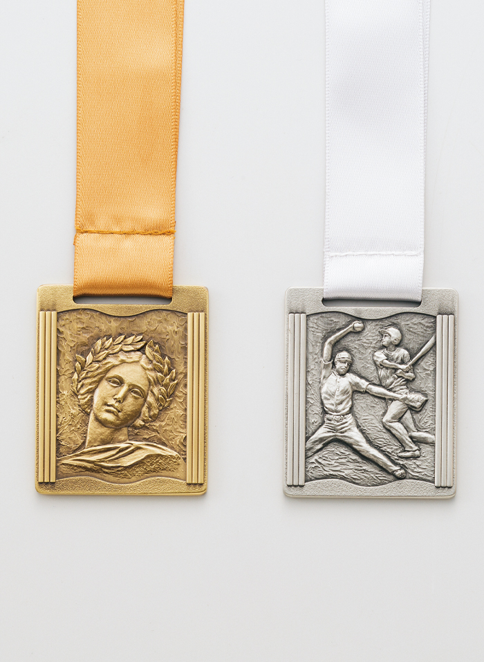 古代ギリシャをイメージした真鍮古美仕上げの種目取替えメダル　JW-QM